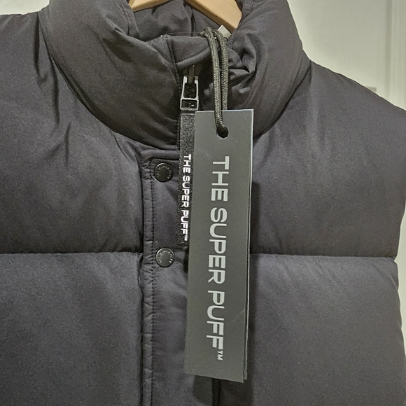 Aritzia The Super Puff Mens Vest - Picture 6 of 16